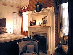 Savannah Bed and Breakfast - Victorian